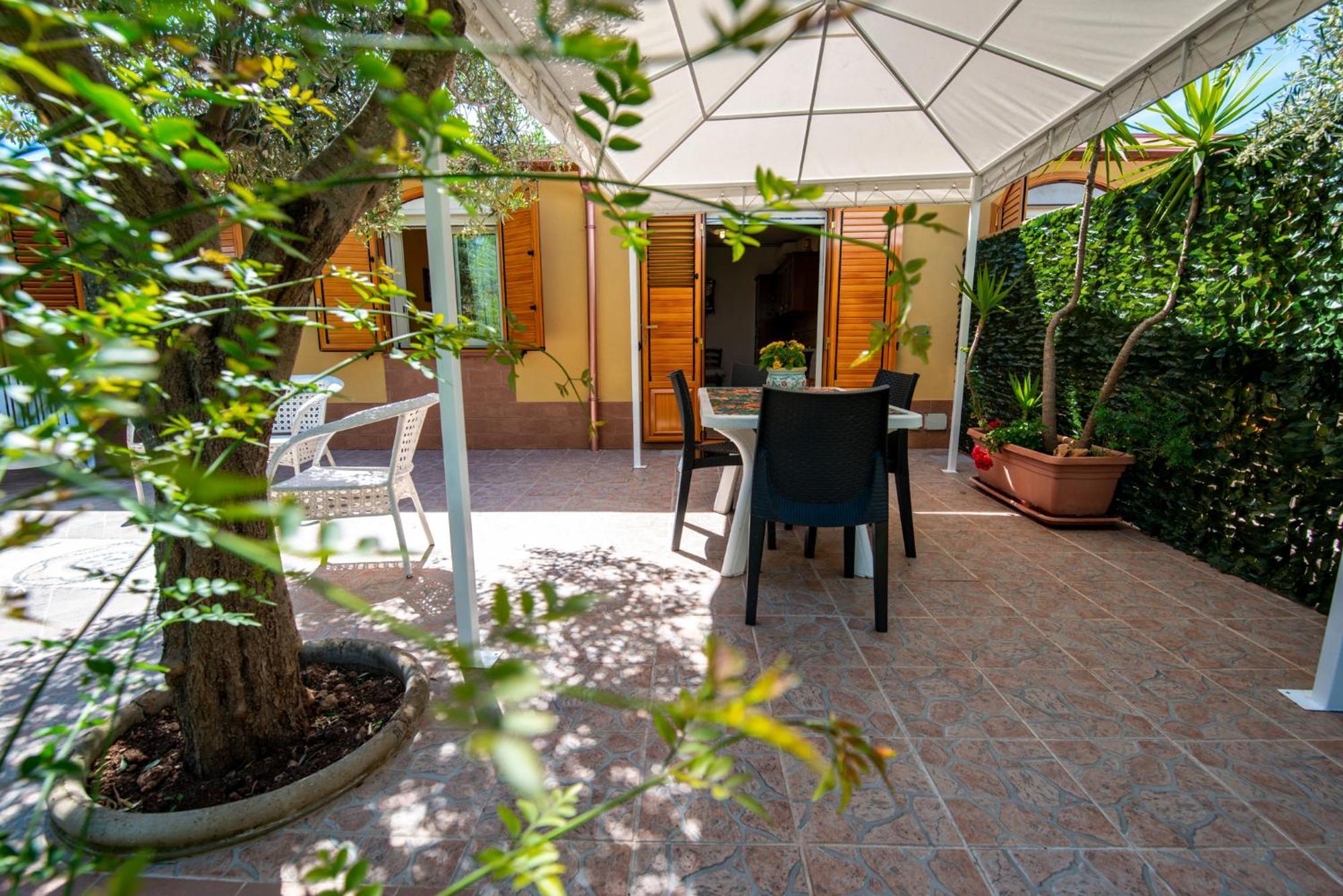 Villa Del Papiro Charme Apartments Avola Exterior foto