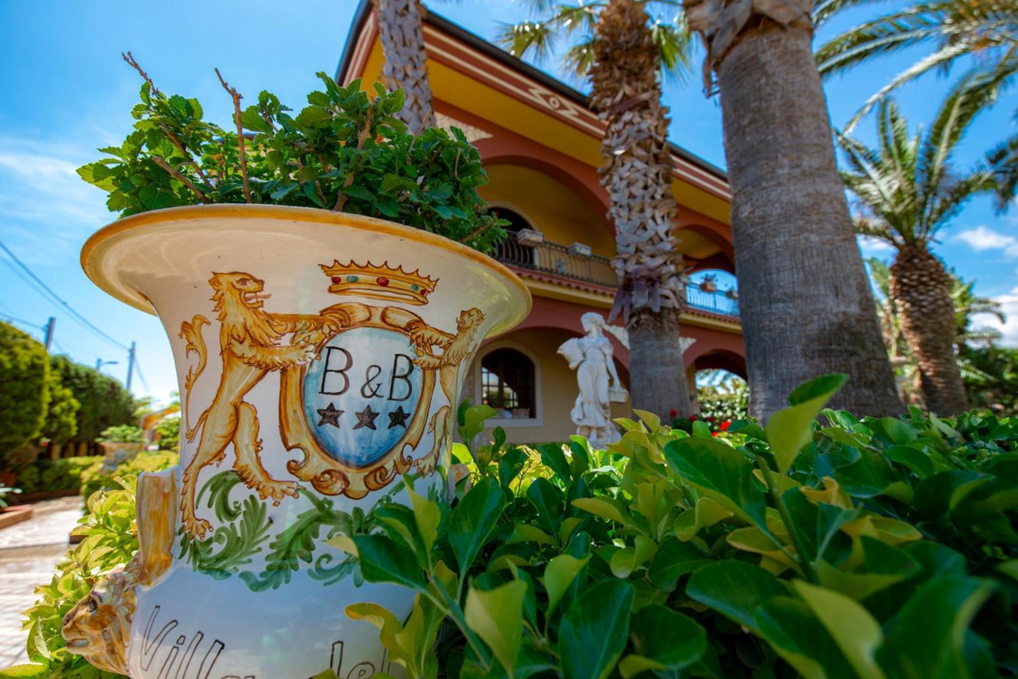 Villa Del Papiro Charme Apartments Avola Exterior foto